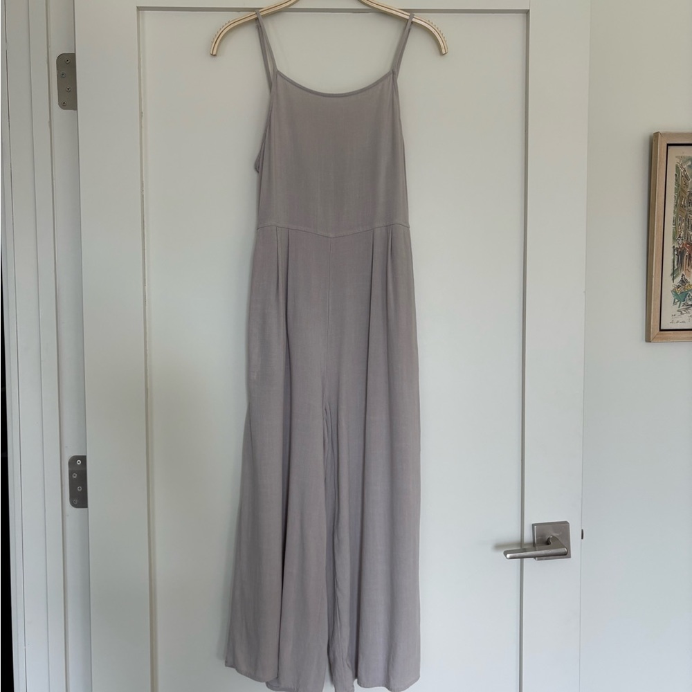 Elegant Gray Jumpsuit